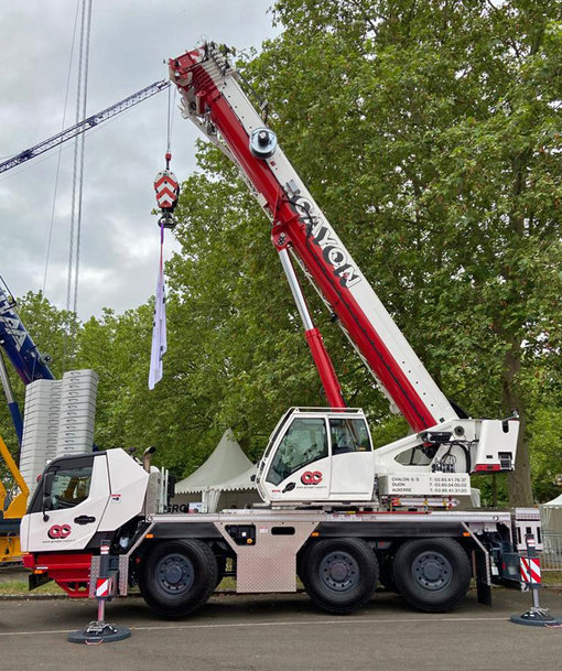Three Grove GMK3060L-1 and one GMK5150L-1 all-terrain crane for French transport specialist Groupe Cayon